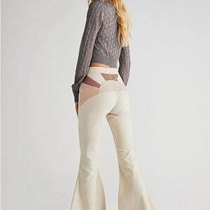 Free People Ray of Sunshine corduroy jeans NEW size 25 beige tan bell bottom